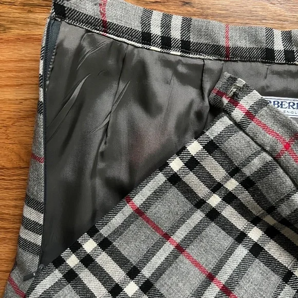 Vintage Burberry's Nova Check long wool drop pleated skirt women’s UK 10/US 4-6 - Picture 5 of 11